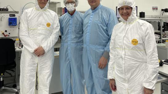 ohan Hanssens (WEWIS), Prof. Pascal Vanlaer (ULB), Prof. Tytgat (VUB), Rita Hauchecorne (WEWIS)